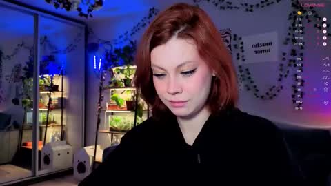 Snapshot of your_corvus chatting on 11/10/25, 09:30 your_corvus online show from 11/10/25, 09:30