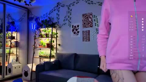 Snapshot of your_corvus chatting on 11/14/25, 12:04 your_corvus online show from 11/14/25, 12:04