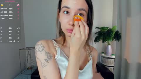 Lina online show from 03/18/26, 12:41