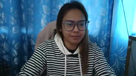 your_dreamgirlxxx69 online show from 02/21/26, 01:28