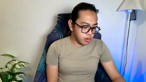 your_dreamgirlxxx69 online show from 05/23/26, 06:34