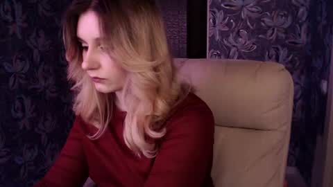 Snapshot of your_freya chatting on 02/24/26, 03:54 Freya online show from 02/24/26, 03:54