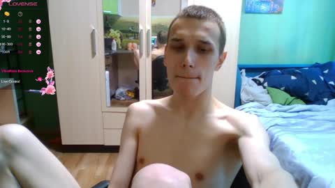 Mark online show from 04/11/26, 07:45