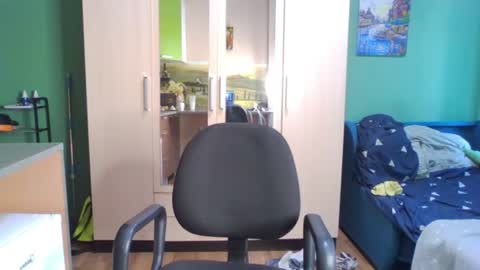 Mark online show from 06/25/26, 12:09