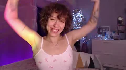 Alex and Kris long hair online show from 06/29/26, 12:17