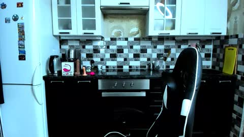 Snapshot of your_hotcutie chatting on 11/01/25, 03:47 Jane online show from 11/01/25, 03:47