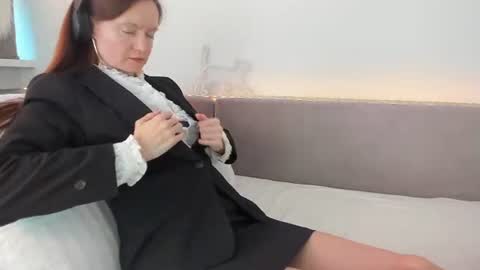 Your Librarian online show from 08/04/26, 04:09