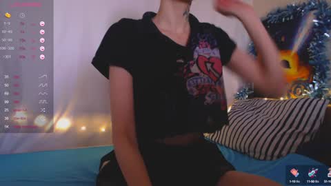 Snapshot of your_lionheart chatting on 01/14/25, 10:48 your_lionheart online show from 01/14/25, 10:48