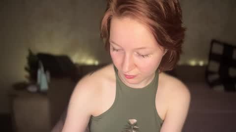 Mia online show from 04/22/26, 05:03