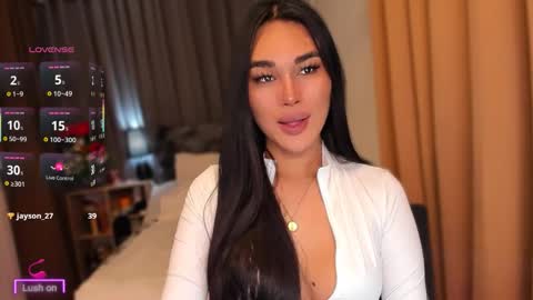 Miss Larah online show from 05/30/26, 11:02