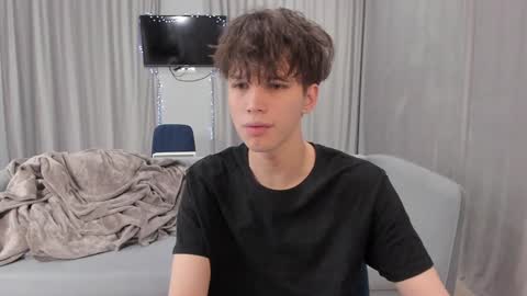 Snapshot of your_shy_guy chatting on 01/06/25, 07:56 your_shy_guy online show from 01/06/25, 07:56