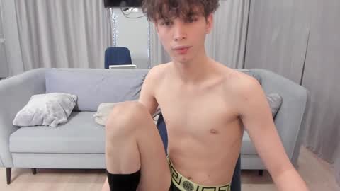 Snapshot of your_shy_guy chatting on 01/09/25, 11:34 your_shy_guy online show from 01/09/25, 11:34