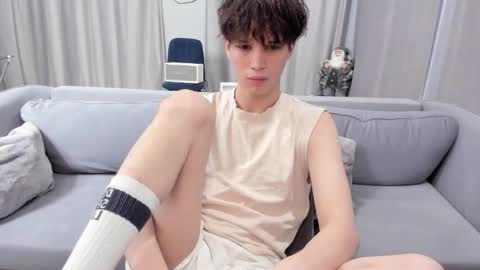 Snapshot of your_shy_guy chatting on 01/28/25, 07:22 your_shy_guy online show from 01/28/25, 07:22