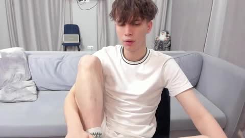 Snapshot of your_shy_guy chatting on 02/05/25, 08:14 your_shy_guy online show from 02/05/25, 08:14