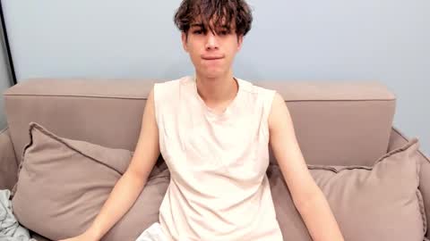 Snapshot of your_shy_guy chatting on 11/24/25, 05:51 your_shy_guy online show from 11/24/25, 05:51