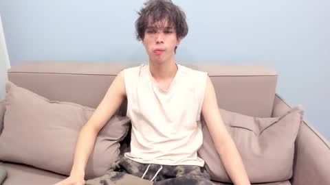 your_shy_guy online show from 01/08/26, 07:27