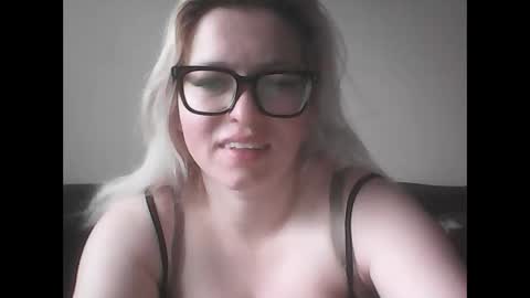 Roxy online show from 05/31/26, 12:01