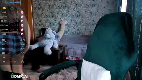 Molly online show from 02/05/25, 06:35