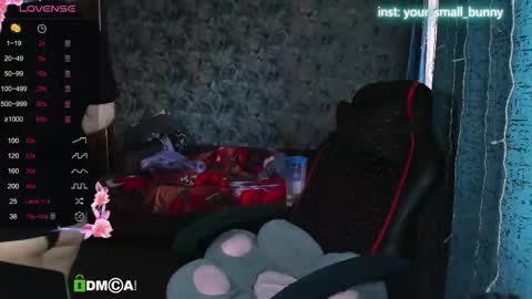 Molly online show from 09/30/25, 02:49