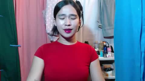 Snapshot of your_twinkletoes18 chatting on 10/25/25, 08:14 your_twinkletoes18 online show from 10/25/25, 08:14