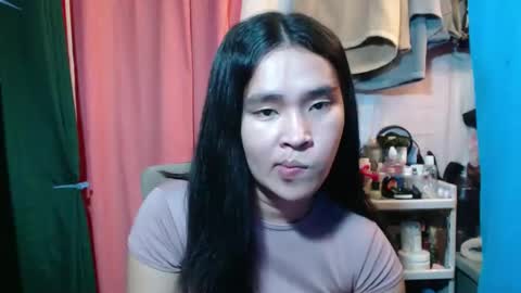 Snapshot of your_twinkletoes18 chatting on 11/04/25, 06:51 your_twinkletoes18 online show from 11/04/25, 06:51