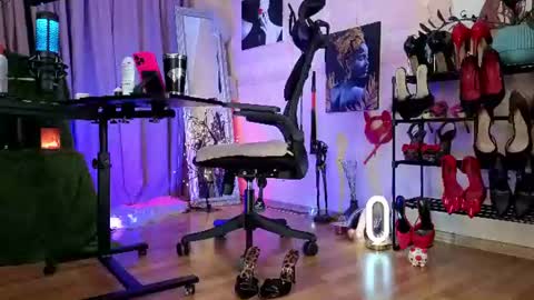 Snapshot of your_wild_amazon_forever chatting on 06/30/26, 03:24 you can call baby Anna my goddess online show from 06/30/26, 03:24