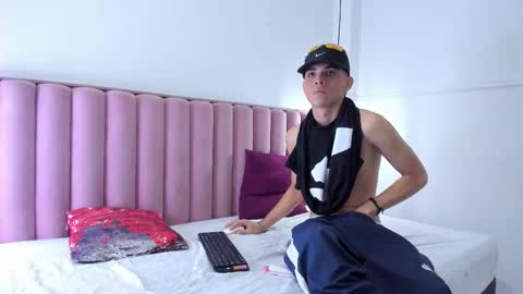 Angel online show from 03/09/26, 12:09