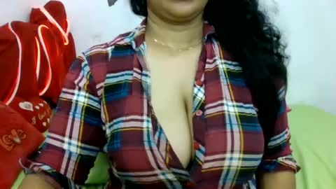 Snapshot of yourashawari chatting on 06/16/26, 01:52 yourashawari online show from 06/16/26, 01:52
