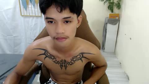yourasian_eric online show from 05/19/26, 06:31