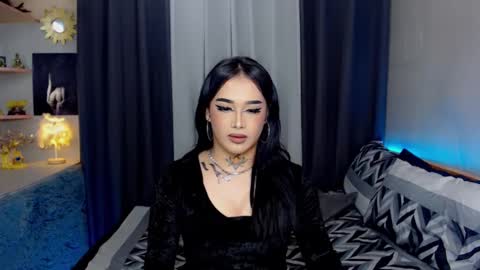 kim online show from 01/10/25, 06:28