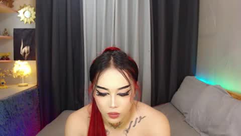 kim online show from 02/11/25, 11:12