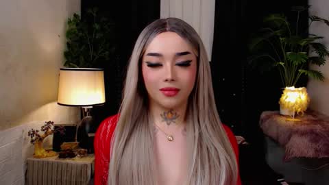 kim online show from 10/09/25, 02:48