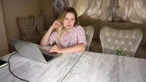 yourbabyhanna online show from 07/07/26, 06:05