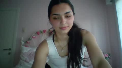 yourbella37 online show from 05/27/26, 07:44