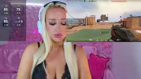 YourBlondeDoll online show from 07/16/26, 08:48