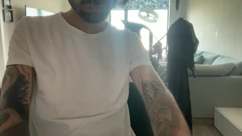 yourboo25 online show from 04/30/26, 06:31