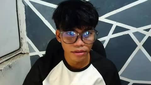 rainy online show from 07/12/26, 12:40