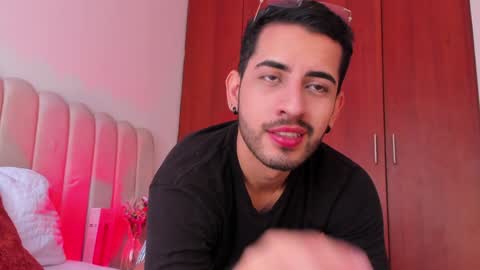 YOURBOYNEXTDOOR online show from 12/27/24, 01:50