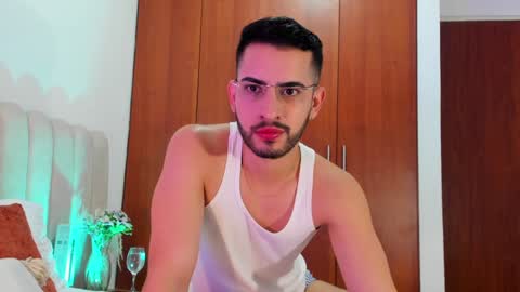 YOURBOYNEXTDOOR online show from 01/02/25, 12:02