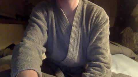 Snapshot of yourboytoy2121 chatting on 01/03/25, 04:00 boytoy online show from 01/03/25, 04:00