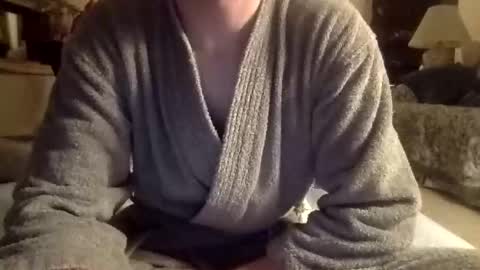 Snapshot of yourboytoy2121 chatting on 01/06/25, 07:42 boytoy online show from 01/06/25, 07:42