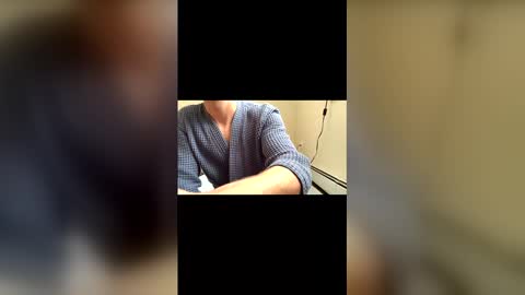 Snapshot of yourboytoy2121 chatting on 02/16/26, 06:48 boytoy online show from 02/16/26, 06:48