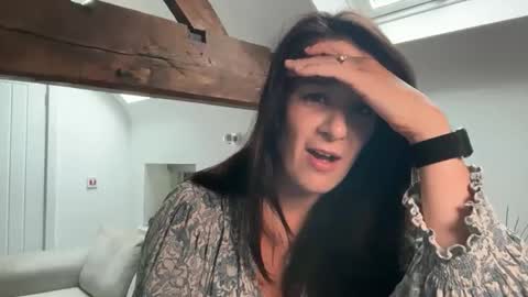 Cassie online show from 06/03/26, 08:17