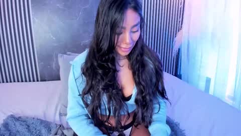 Snapshot of yourcutemolly chatting on 03/06/25, 08:08 Selena online show from 03/06/25, 08:08