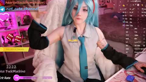 Snapshot of yourcutewaifu chatting on 03/02/25, 08:18 Lina Fansly online show from 03/02/25, 08:18