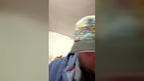 yourdaddyissues2 online show from 04/03/26, 11:19