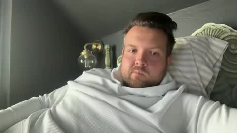 yourdaddyy34 online show from 04/14/26, 04:35