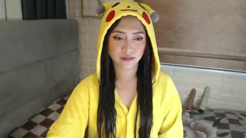 Snapshot of yourdevilsweettsx chatting on 01/16/25, 06:03 JEN online show from 01/16/25, 06:03