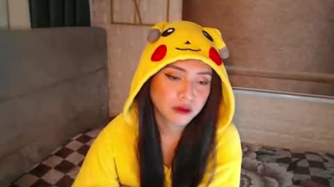 Snapshot of yourdevilsweettsx chatting on 01/16/25, 09:05 JEN online show from 01/16/25, 09:05