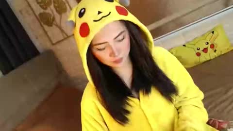 Snapshot of yourdevilsweettsx chatting on 09/18/25, 11:01 JEN online show from 09/18/25, 11:01